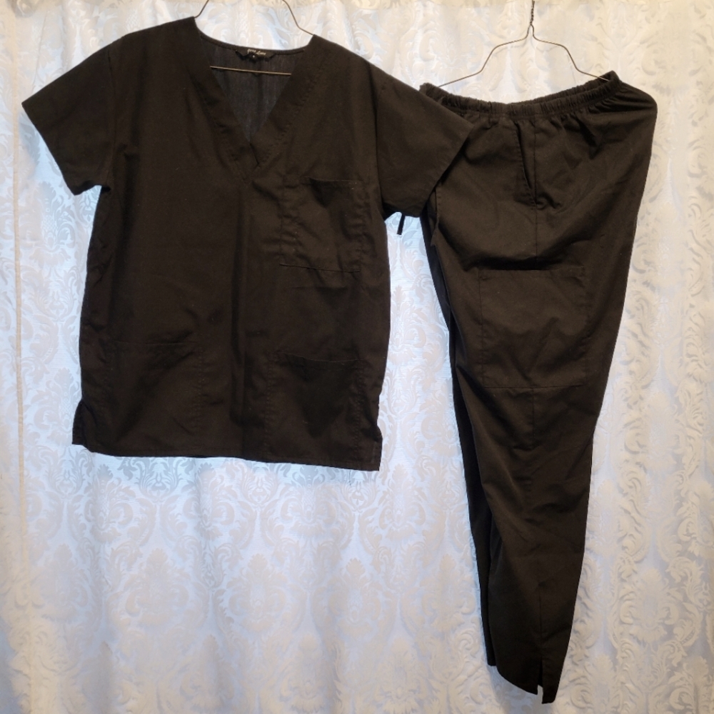 Just Love black scrubs set